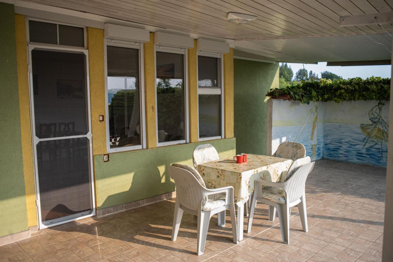 Vacation Home Rot Ohrid Bagian luar foto