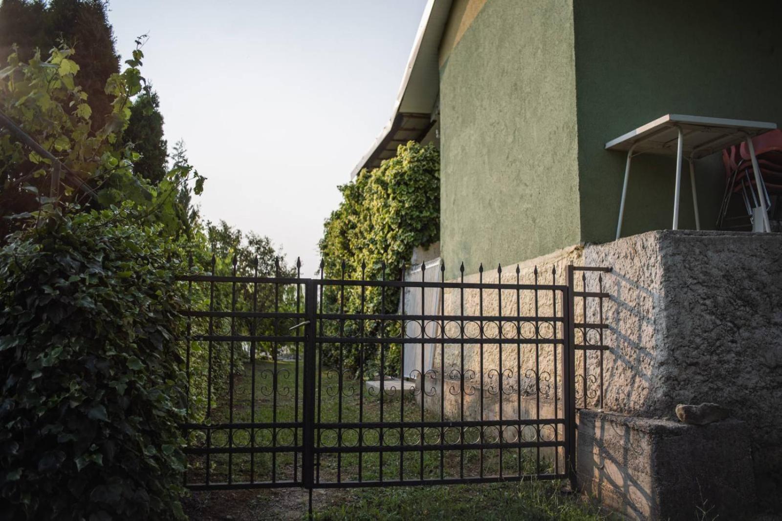 Vacation Home Rot Ohrid Bagian luar foto