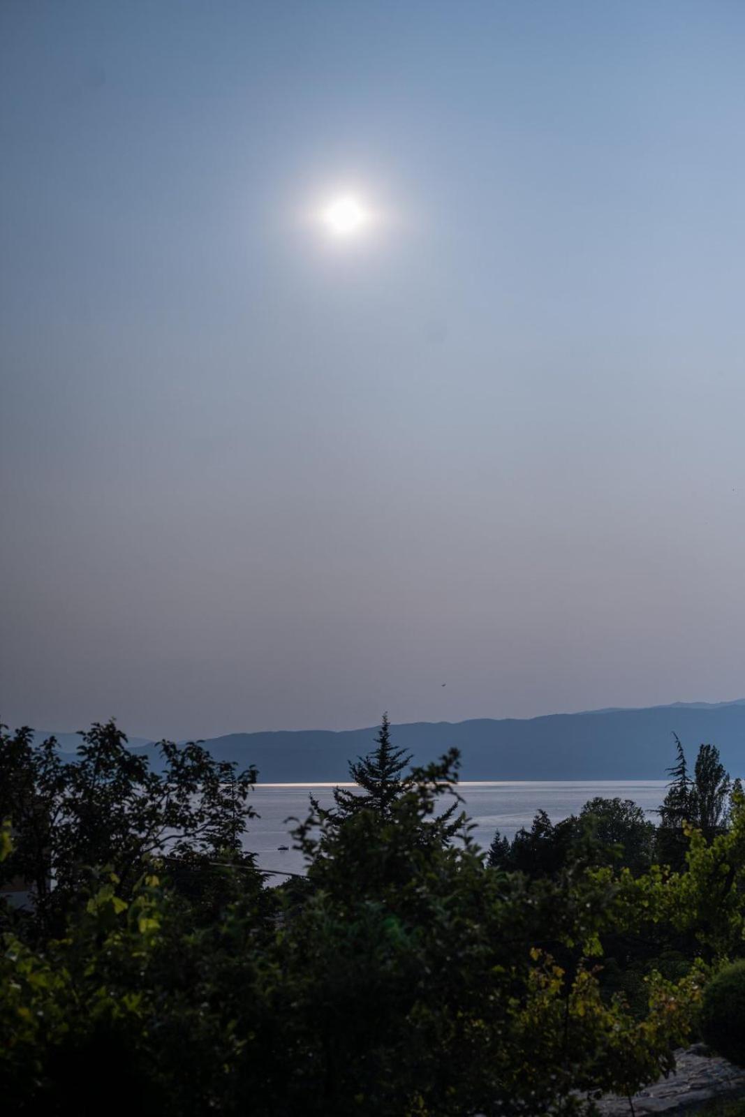 Vacation Home Rot Ohrid Bagian luar foto
